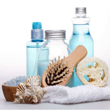 I piaceri del bagno: detersione e pulizia del viso e del corpo